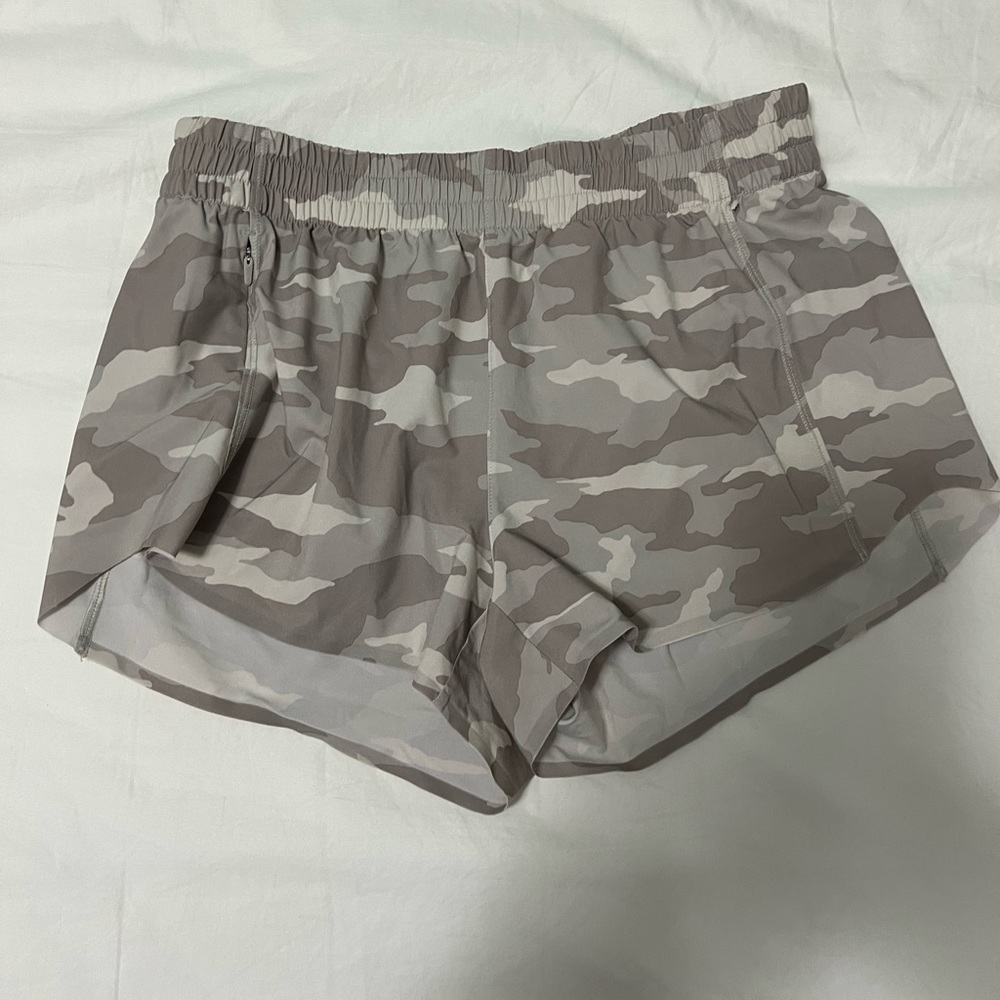 Athleta shorts size small